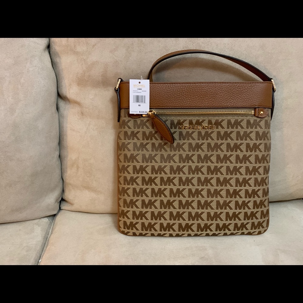 Connie Crossbody